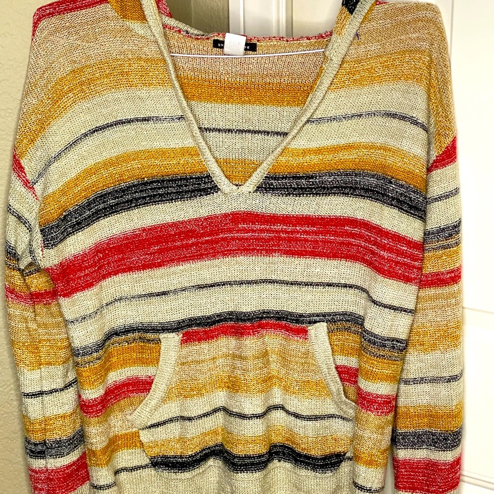L/Xl women’s hoodie. Sweet Claire. Great colors